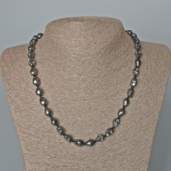 Collar de hematita con calaveras, diámetro 8×10×7,5 mm, longitud 48 cm