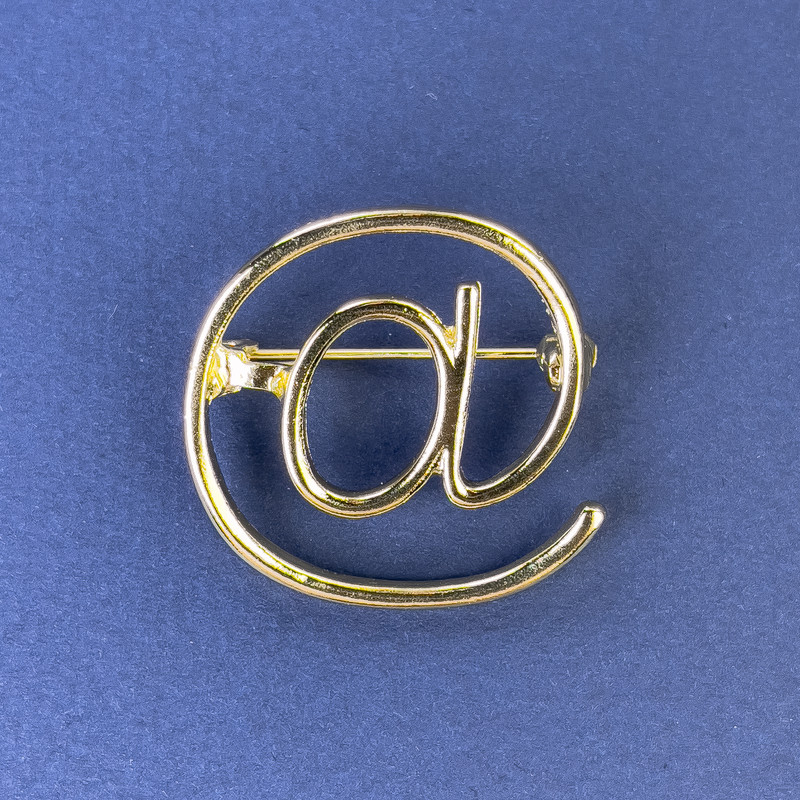 Broche 'Perrito' de metal dorado, 30 mm ±