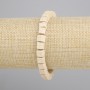 Pulsera beige de lava volcánica — cubo de 6×6 mm, longitud 18 cm aprox, elástica