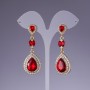 Pendientes con cristales rojos, longitud 6 cm, metal amarillo