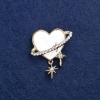 ¡Rebaja! Broche Corazón de metal dorado, madreperla y cristales 35x30 mm +