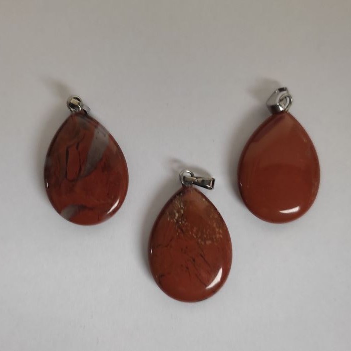 Colgante gota de jaspe rojo 2,5×1,8 cm
