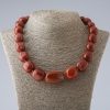 Liquidación. Collar de jaspe rojo natural, grandes cuentas pulidas, diámetro 12–21 mm, longitud 49 cm